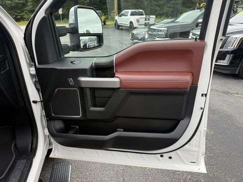 Used 2019 Ford F150 Platinum w/ Trailer Tow Package AWD/4WD image 25