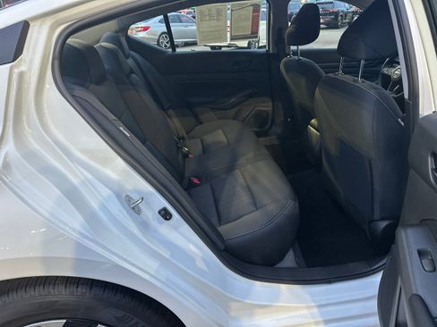 Certified 2025 Nissan Altima 2.5 S image 15