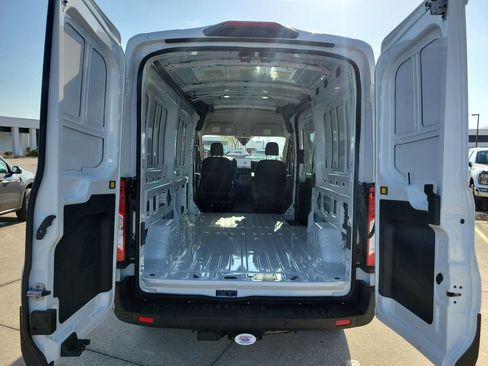 New 2026 Ford Transit 250 148 Medium Roof RWD image 15