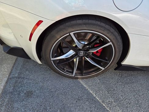 Used 2022 Toyota Supra Premium w/ Driver Assist Package image 11