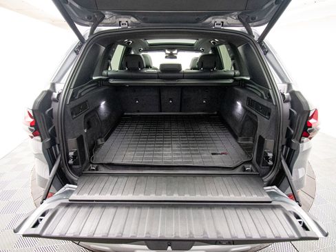 Used 2024 BMW X5 xDrive40i w/ Parking Assistance Package AWD/4WD image 33