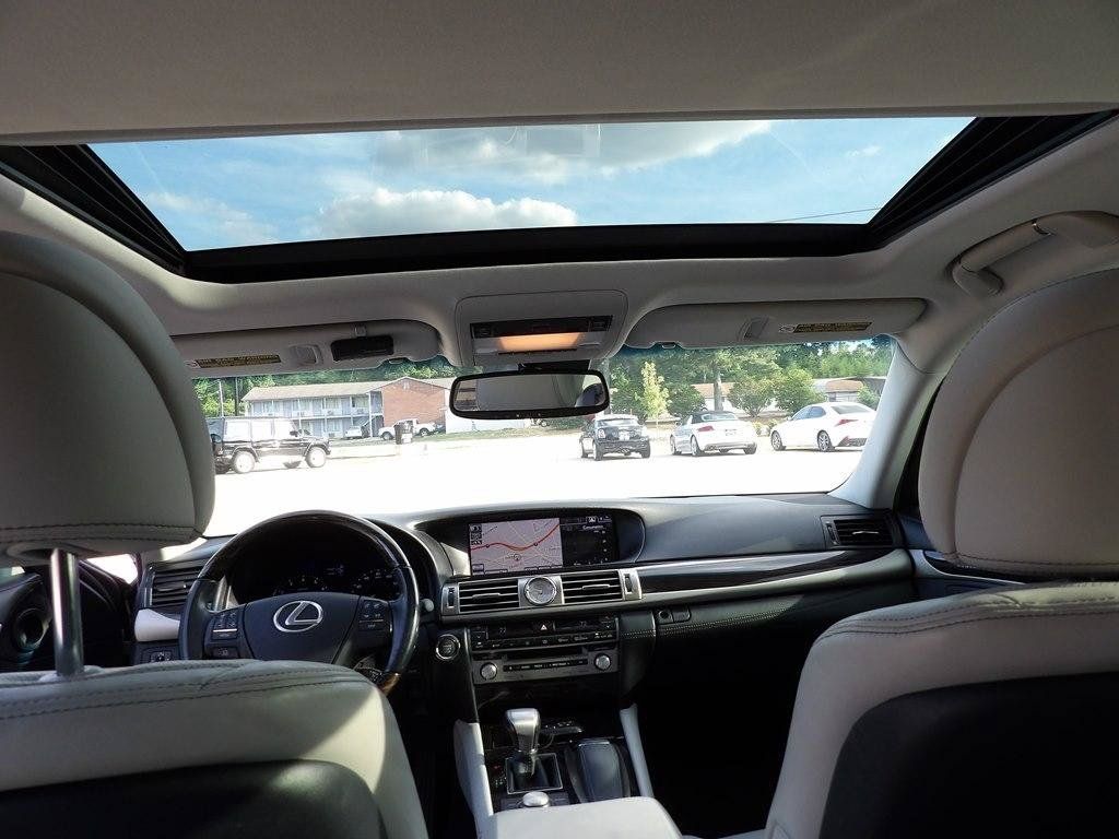 Used 2014 Lexus LS 460 w/ Comfort Package RWD image 28