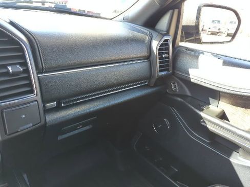 Used 2020 Ford Expedition Max Limited w/ Special Edition Package image 8