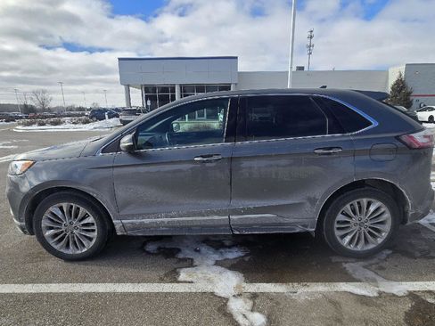 Used 2022 Ford Edge Titanium w/ Equipment Group 301A image 11