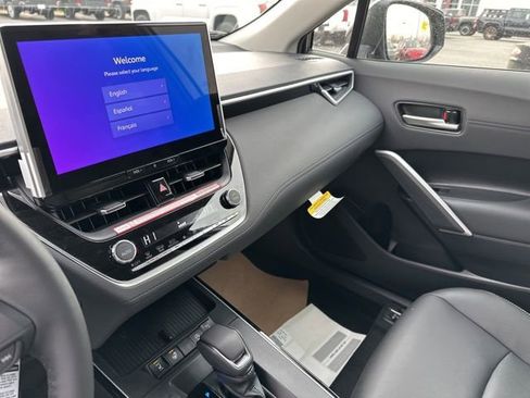 New 2026 Toyota Corolla Cross XLE image 10