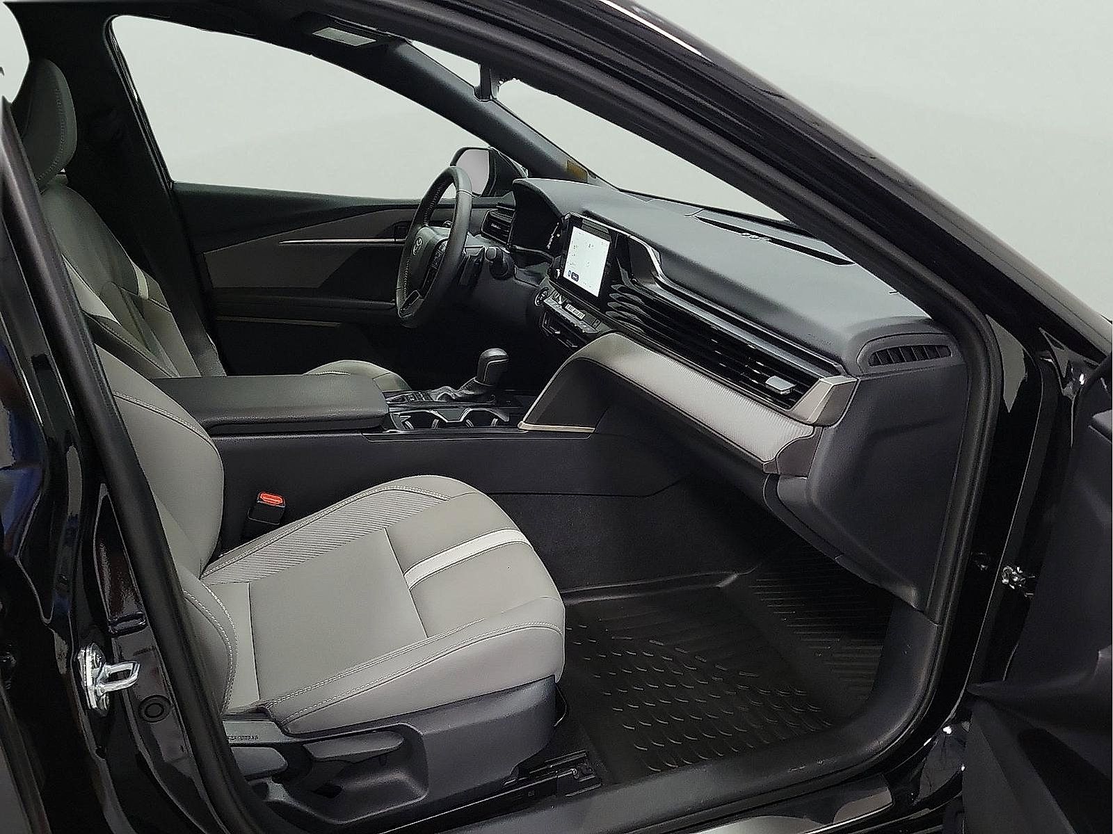 Certified 2026 Toyota Camry SE w/ Convenience Package FWD image 15
