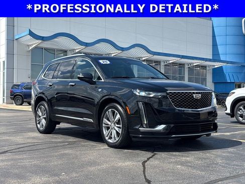 Used 2020 Cadillac XT6 Premium Luxury AWD/4WD image 3