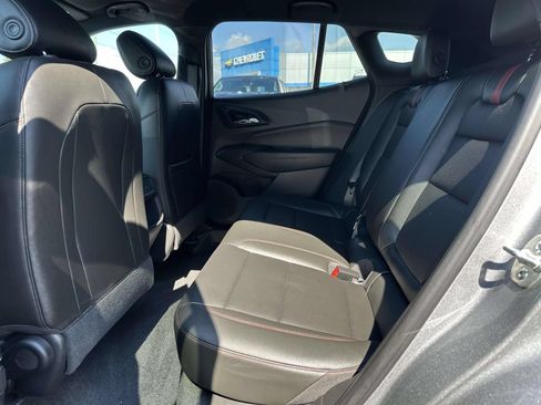 Used 2025 Chevrolet Trax RS w/ Driver Confidence Package FWD image 24