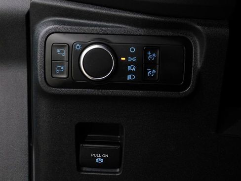 Used 2024 Ford Bronco Badlands image 44