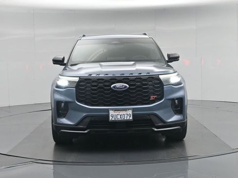 Used 2025 Ford Explorer ST w/ Sun And Sound Package AWD/4WD image 28