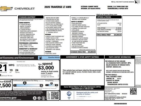 Used 2025 Chevrolet Traverse LT AWD/4WD image 3