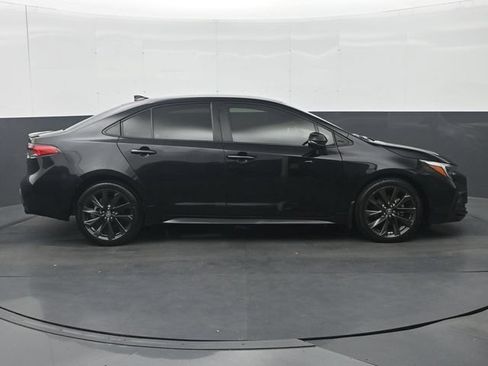 Used 2024 Toyota Corolla SE FWD image 8