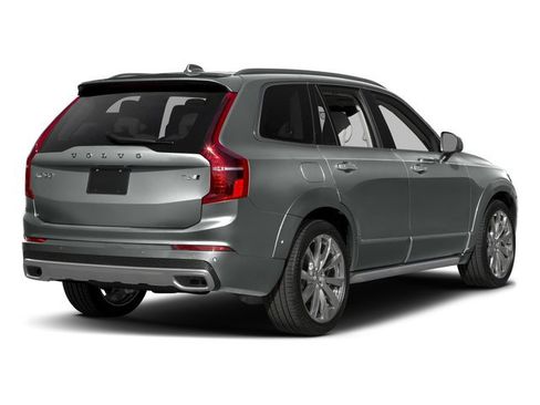 Used 2017 Volvo XC90 T6 Inscription w/ Vision Package image 2