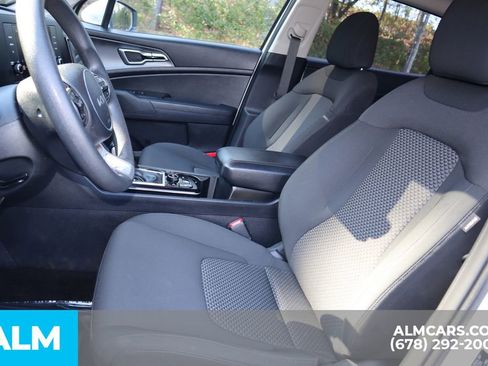 Used 2024 Kia Sportage LX image 15