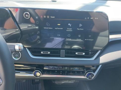 New 2026 Chevrolet Equinox LT w/ Convenience Package II FWD image 23