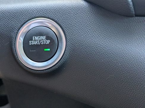 Used 2024 GMC Terrain SLE AWD/4WD image 26