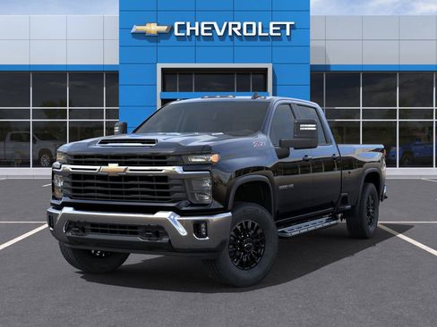 New 2025 Chevrolet Silverado 3500 LT image 6