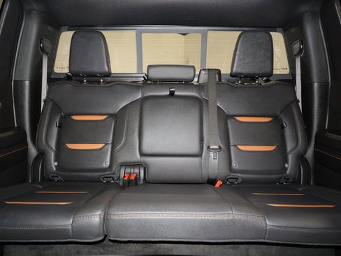 Certified 2024 GMC Sierra 1500 AT4 w/ Technology Package image 33