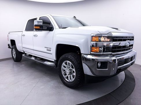 Used 2019 Chevrolet Silverado 2500 LTZ w/ Duramax Plus Package AWD/4WD image 14