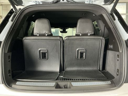 Used 2024 Cadillac XT6 Premium Luxury w/ Technology Package image 35