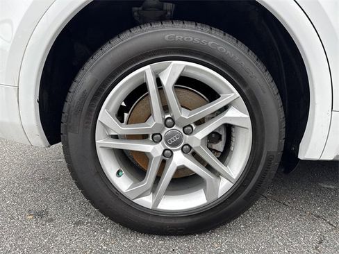 Used 2018 Audi Q5 2.0T Premium image 17