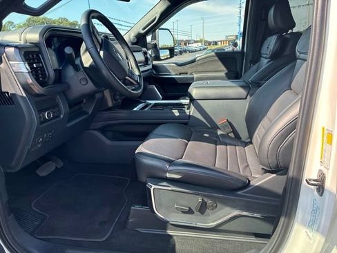 Used 2026 Ford F350 Platinum AWD/4WD image 10