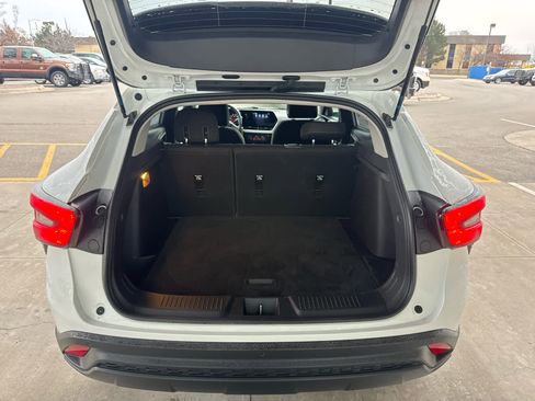Certified 2024 Chevrolet Trax LS w/ LS Convenience Package image 33
