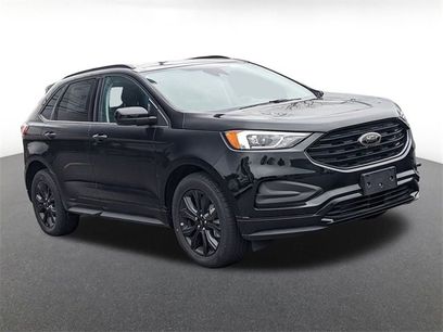 New 2024 Ford Edge SE w/ Black Appearance Package