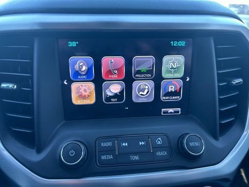 Used 2017 GMC Acadia SLT image 24