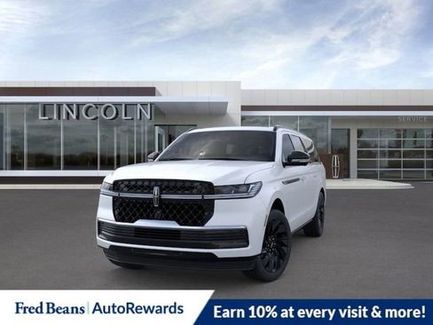 New 2025 Lincoln Navigator L Reserve w/ Jet Appearance Package AWD/4WD image 2