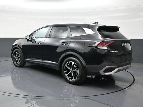 Used 2025 Kia Sportage EX FWD image 3
