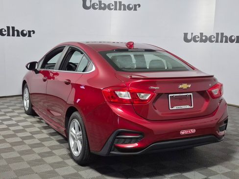 Used 2017 Chevrolet Cruze LT w/ Convenience Package image 5