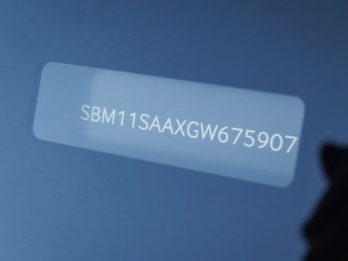 Used 2016 McLaren 675LT Spider image 67