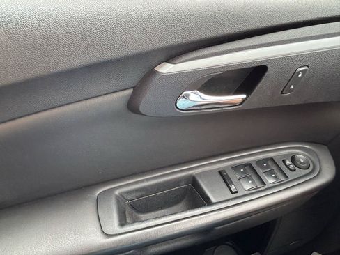 Used 2012 Chevrolet Traverse LT w/ LPO, 'HIT The Road' Package AWD/4WD image 27