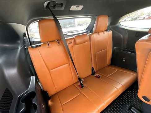 Used 2020 Toyota Highlander Platinum image 26