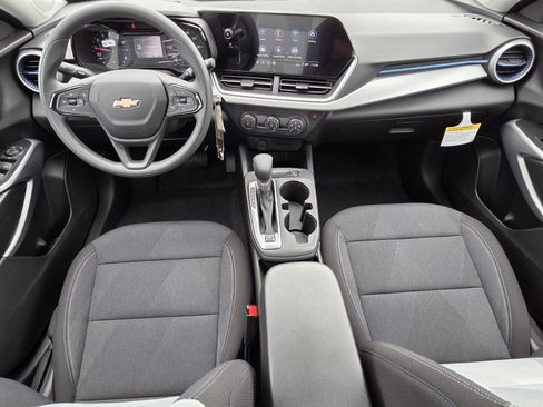 New 2026 Chevrolet Trax LS FWD image 7