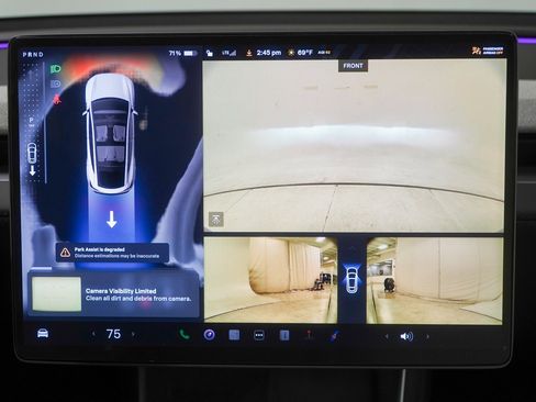 Used 2026 Tesla Model Y AWD image 38