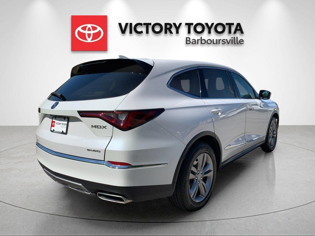 Used 2025 Acura MDX SH-AWD image 7