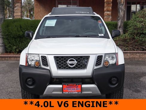 Used 2015 Nissan Xterra X image 3
