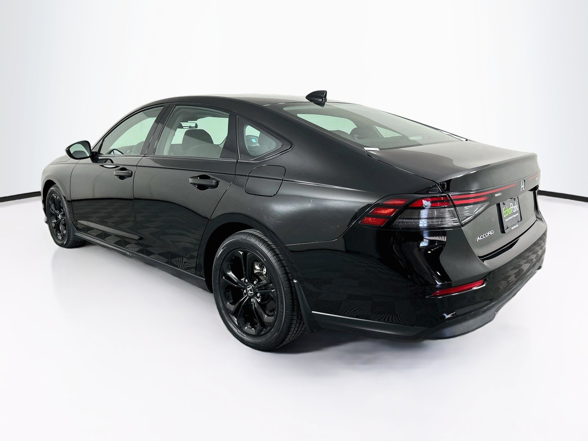 Used 2025 Honda Accord SE image 5