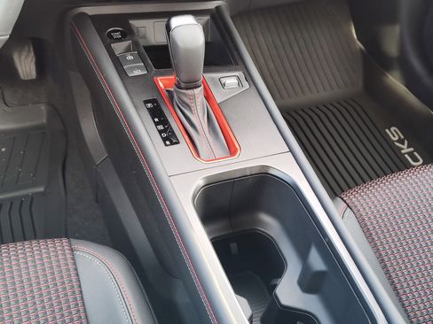 New 2026 Nissan Kicks SR w/ SR Premium Package image 10