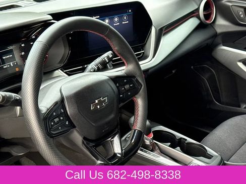 Used 2025 Chevrolet Trax RS w/ Driver Confidence Package FWD image 17