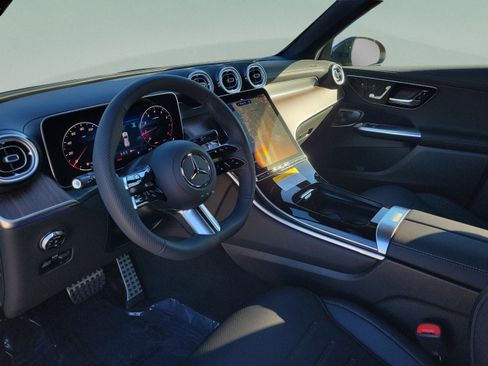 Certified 2026 Mercedes-Benz GLC 300 image 17