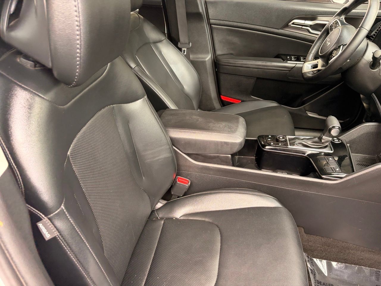 Used 2024 Kia Sportage EX FWD image 10