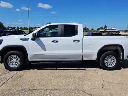 Certified 2025 GMC Sierra 1500 Pro w/ Pro Value Package AWD/4WD image 5