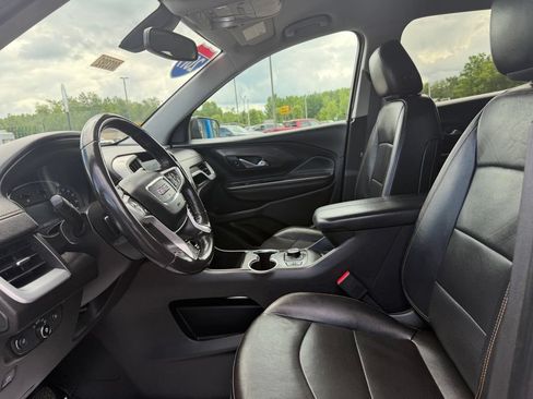 Certified 2019 GMC Terrain SLT w/ Preferred Package AWD/4WD image 2