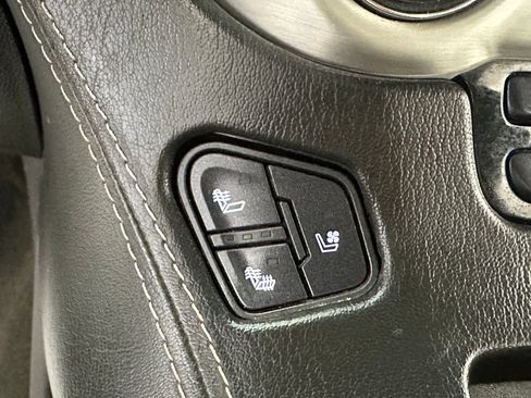 Used 2018 GMC Yukon XL SLT w/ HD Trailering Package AWD/4WD image 33