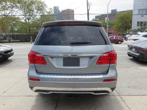 Used 2016 Mercedes-Benz GL 450 4MATIC image 8