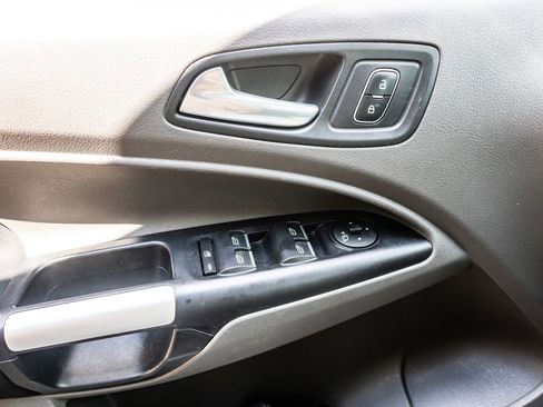 Used 2021 Ford Transit Connect XLT FWD image 23
