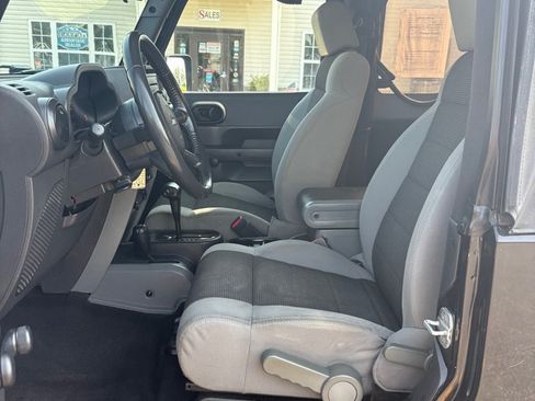 Used 2007 Jeep Wrangler X AWD/4WD image 9